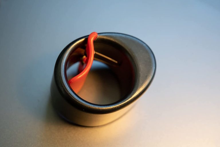 Guitar Slides 101 The Ultimate Guide for New Players 🎸